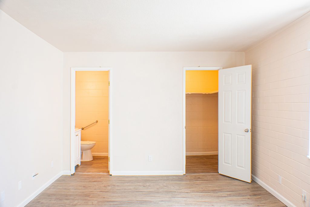 128R Apartments - Reno NV - Studio -