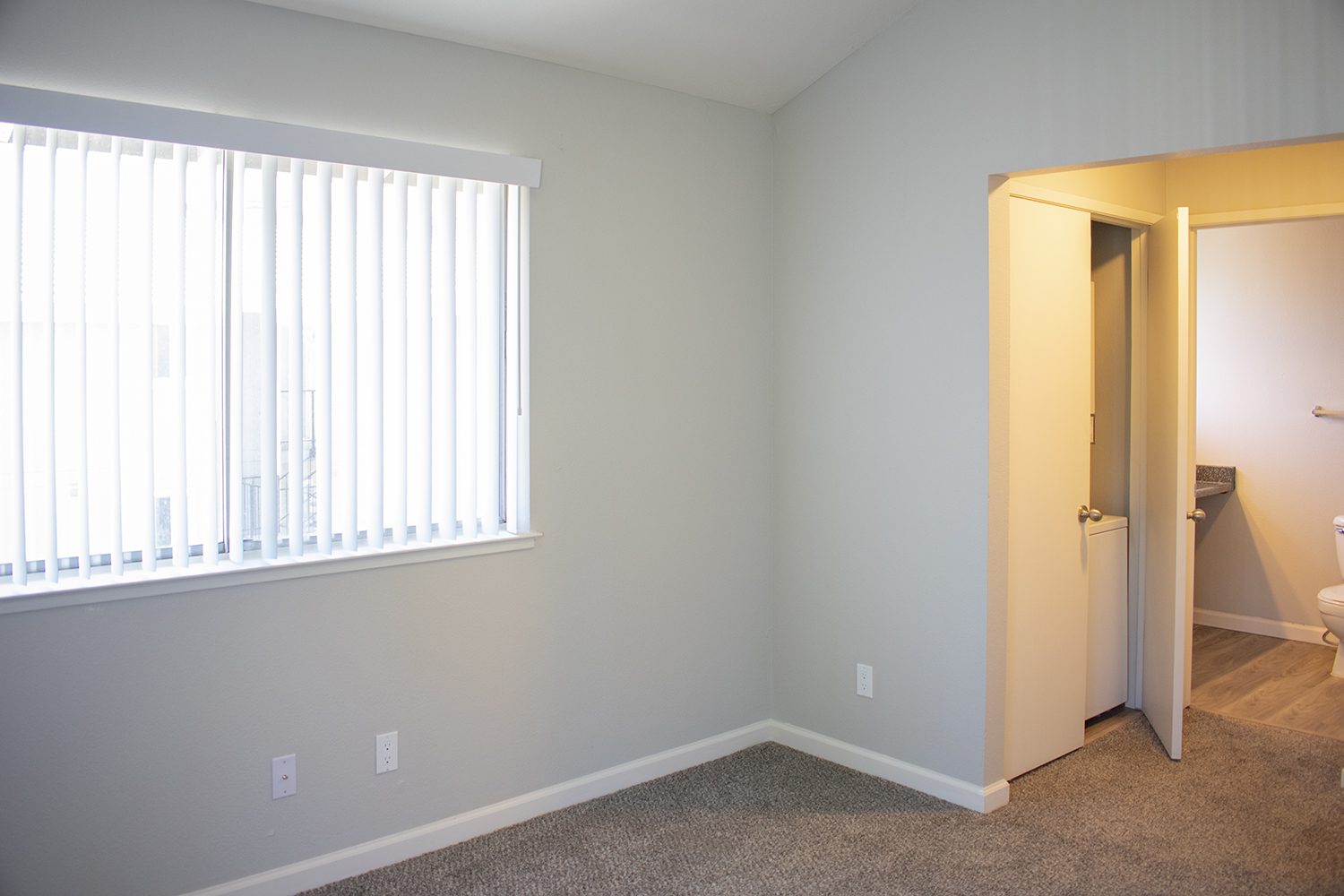 Willow Creek Villas Sparks NV One Bedroom Bedroom Doors Open